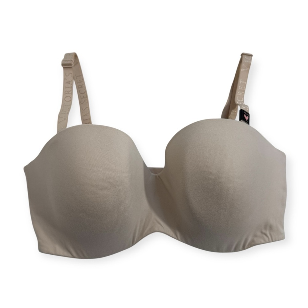 Victoria’s Secret Lightly Padded Strapless Convertible Removable Straps Bra
